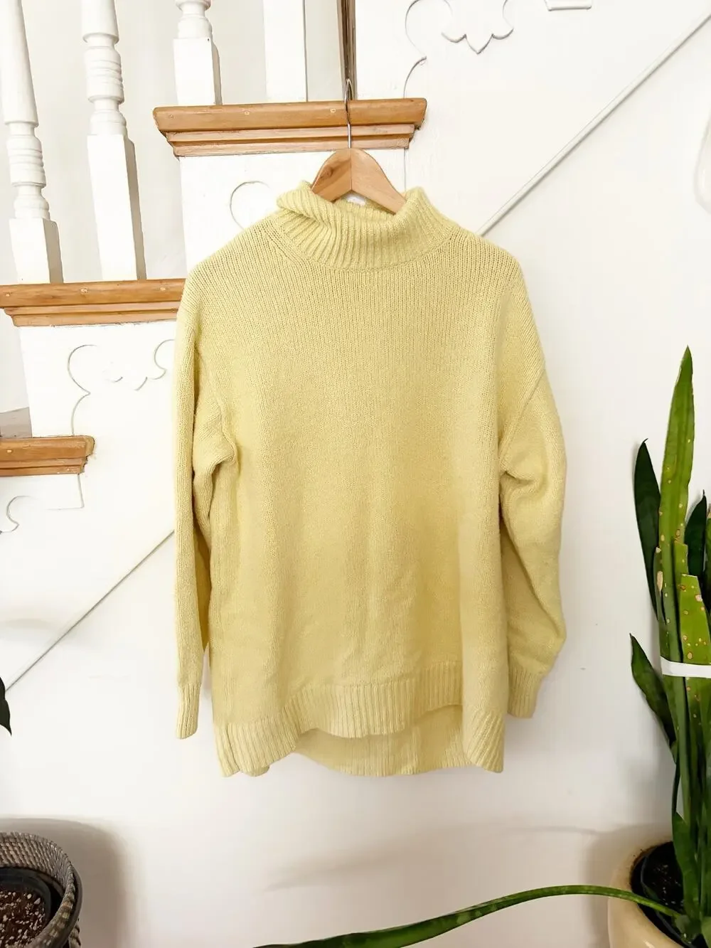 UNIQLO C Turtleneck Sweater Yellow Cotton Blend Tunic Knit Soft Cozy Size M